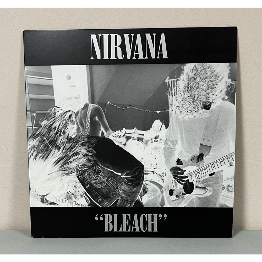 “Bleach” Nirvana LP Album Vinyl Record 🖤 #nirvana #bleach #album #vinyl #record